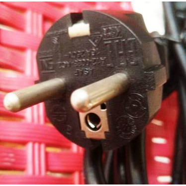 Kabel Power Bagus untuk CPU Komputer ke listrik