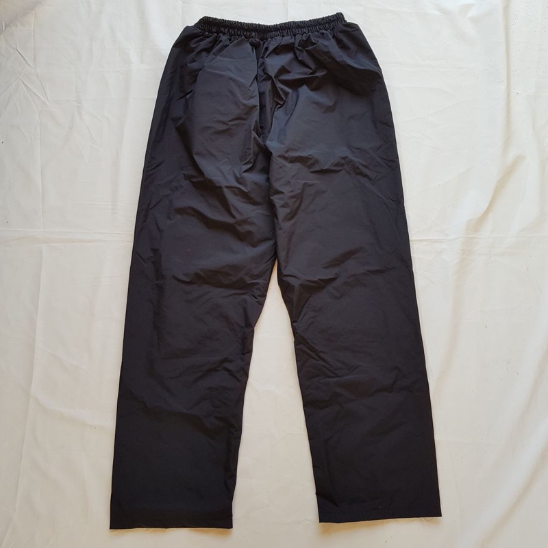 celana jas hujan terbaik bahan goretex