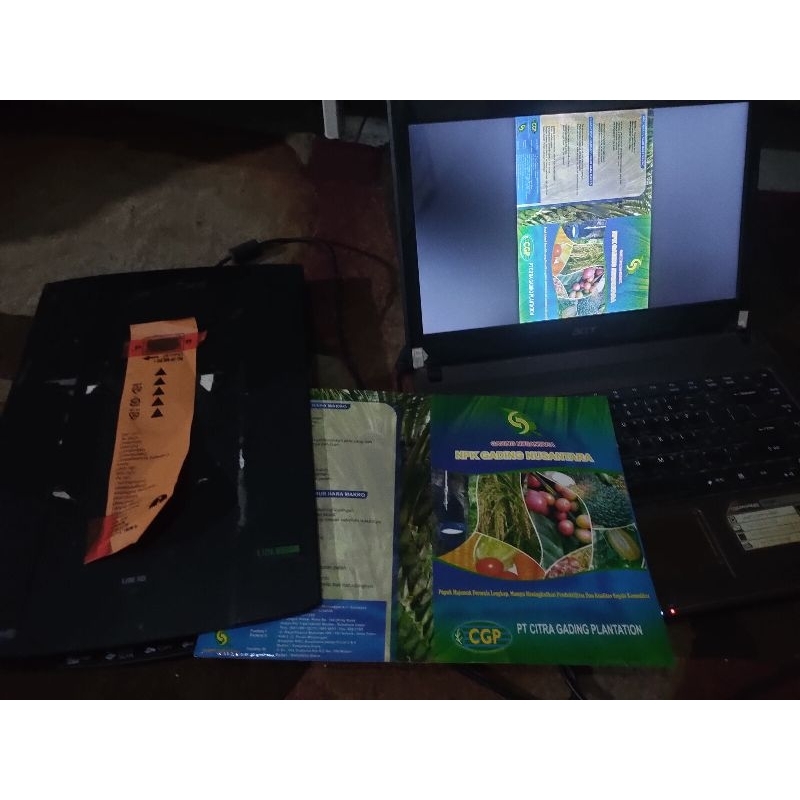 scanner Canon lide 100