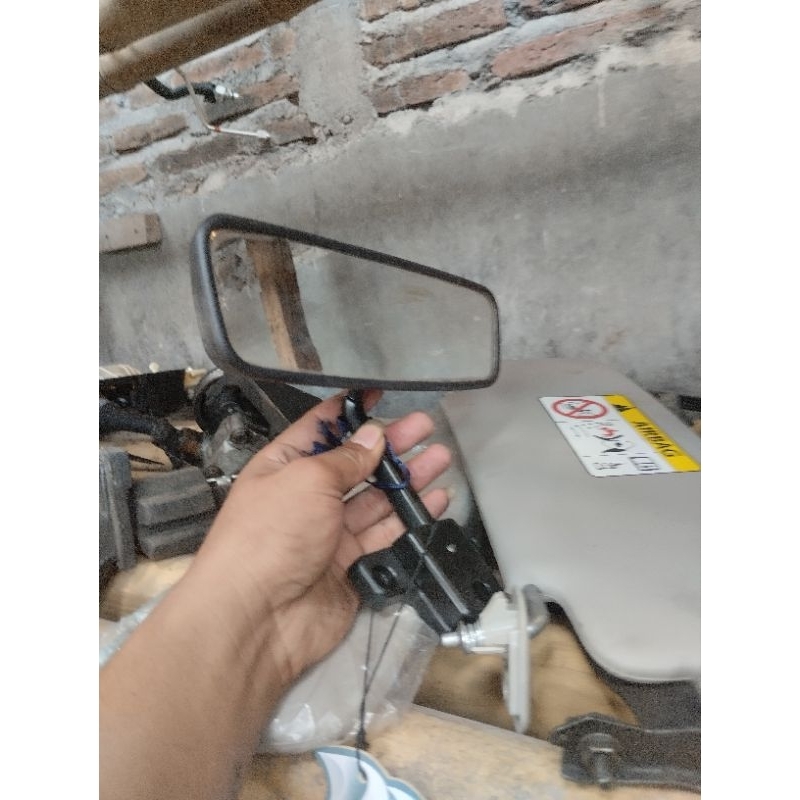 spion tengah avanza all new