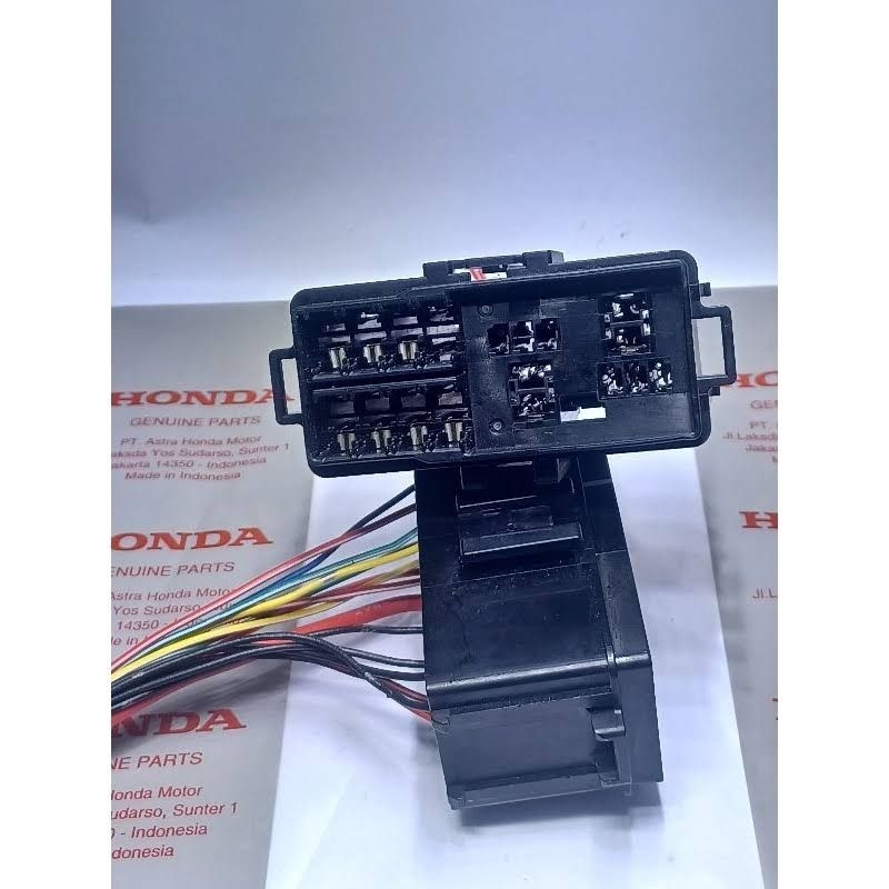 BOX SEKRING BEAT INJEKSI TEMPAT RELAY HONDA BEAT FI KUALITAS ORIGINAL
