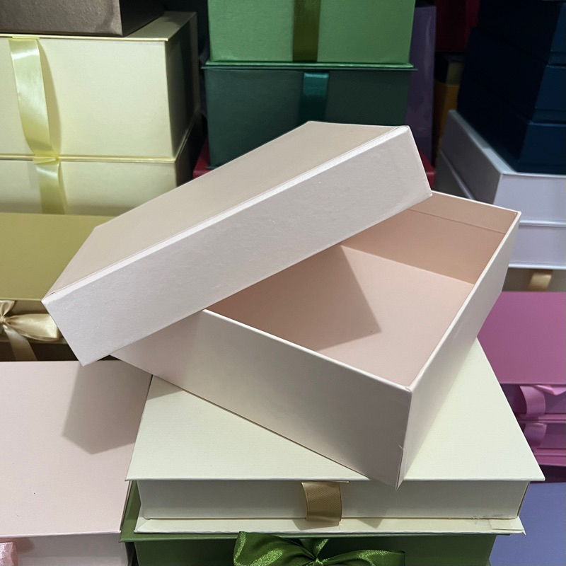 

Hard Box uk.21x21x7 Polos kotak Box Hampers Box Hadiah Box Gift Hardbox kotak kado box