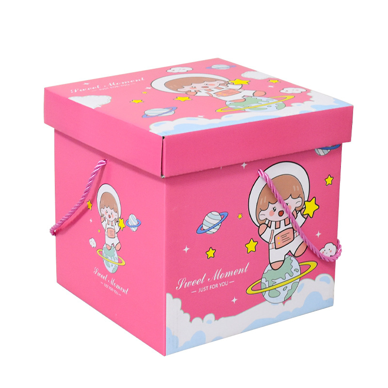 Box Tebal Ultah Anak Bahan Corrugated Tebal dengan Tutupan dan Tali / Kotak Ulang Tahun Tersedia 2 Ukuran Motif Astronot Girl dan Boy / Giftbox Birhtday Besar Muat Banyak / Kotak Bento atau Kado Bahan Tebal dan Kokoh