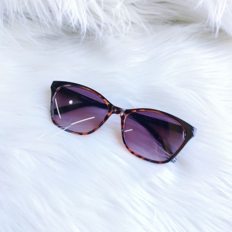 Kacamata Anti UV Wanita Outdoor