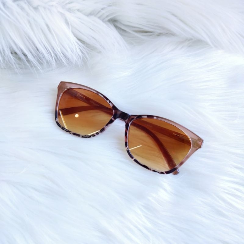 Kacamata Anti UV Wanita Outdoor