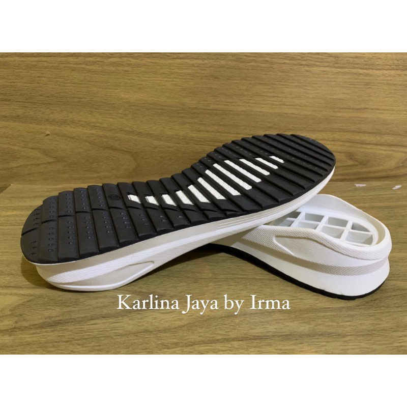 Outsole Sepatu Sneakers Wanita Sport Shoes 36-40