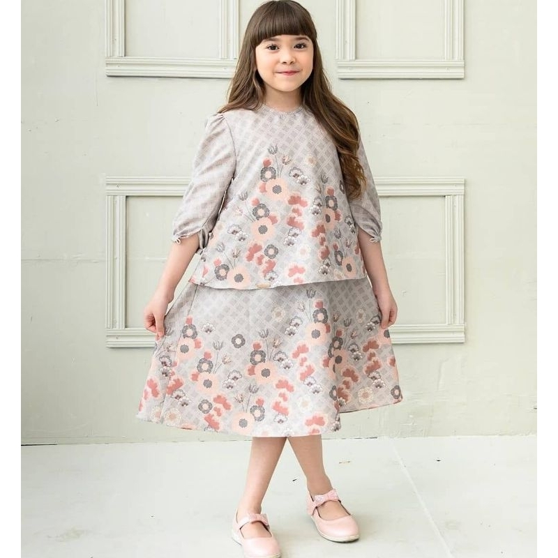 PRELOVED Little Lily in Sea Rose size 5/6 by Wearing Klamby