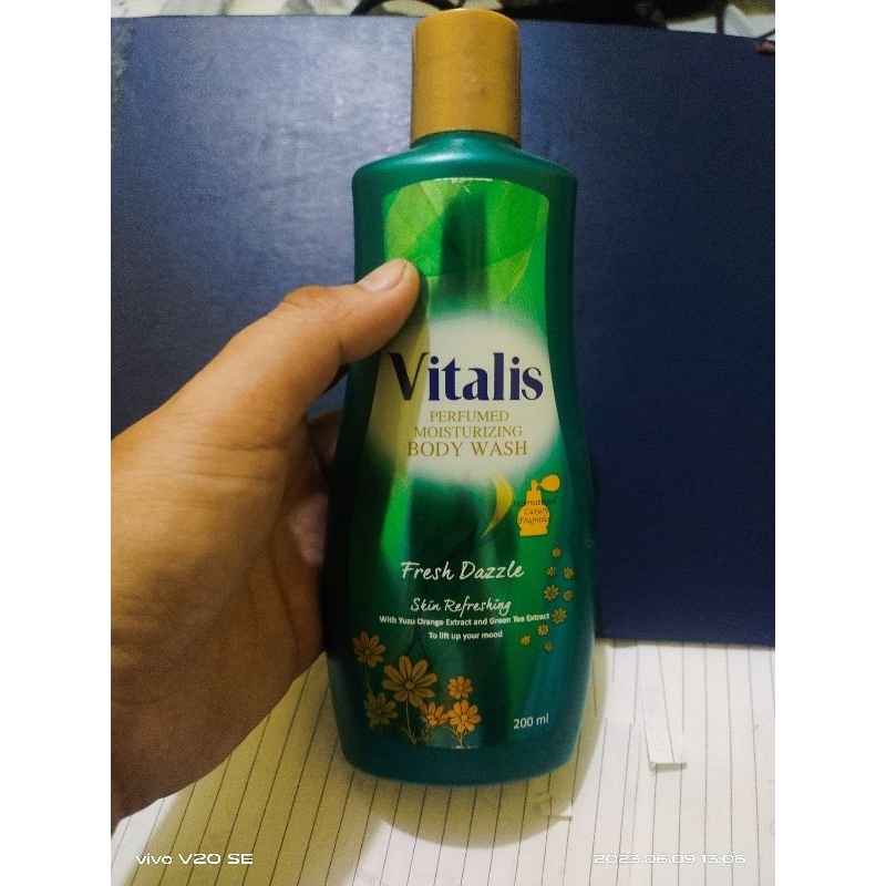 Vitalis body wash 200ml/ sabun cair vitalis