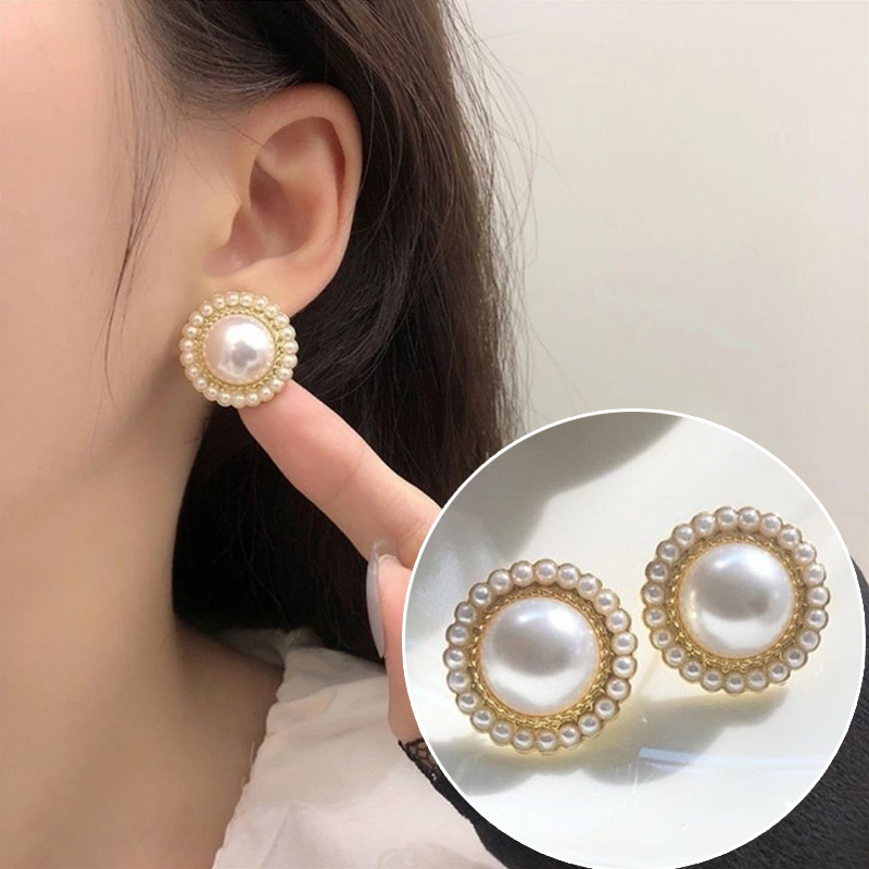 S925 Silver Needle Retro French Round Pearl Earrings Light Luxury High Baroque Earrings Temperament korea wanita aksesoris Anting tusuk