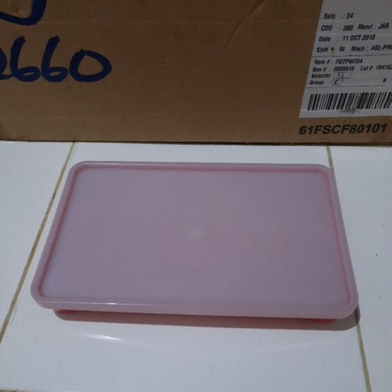 WADAH MAKANAN / TEMPAT ES BATU TUPPERWARE ORIGINAL