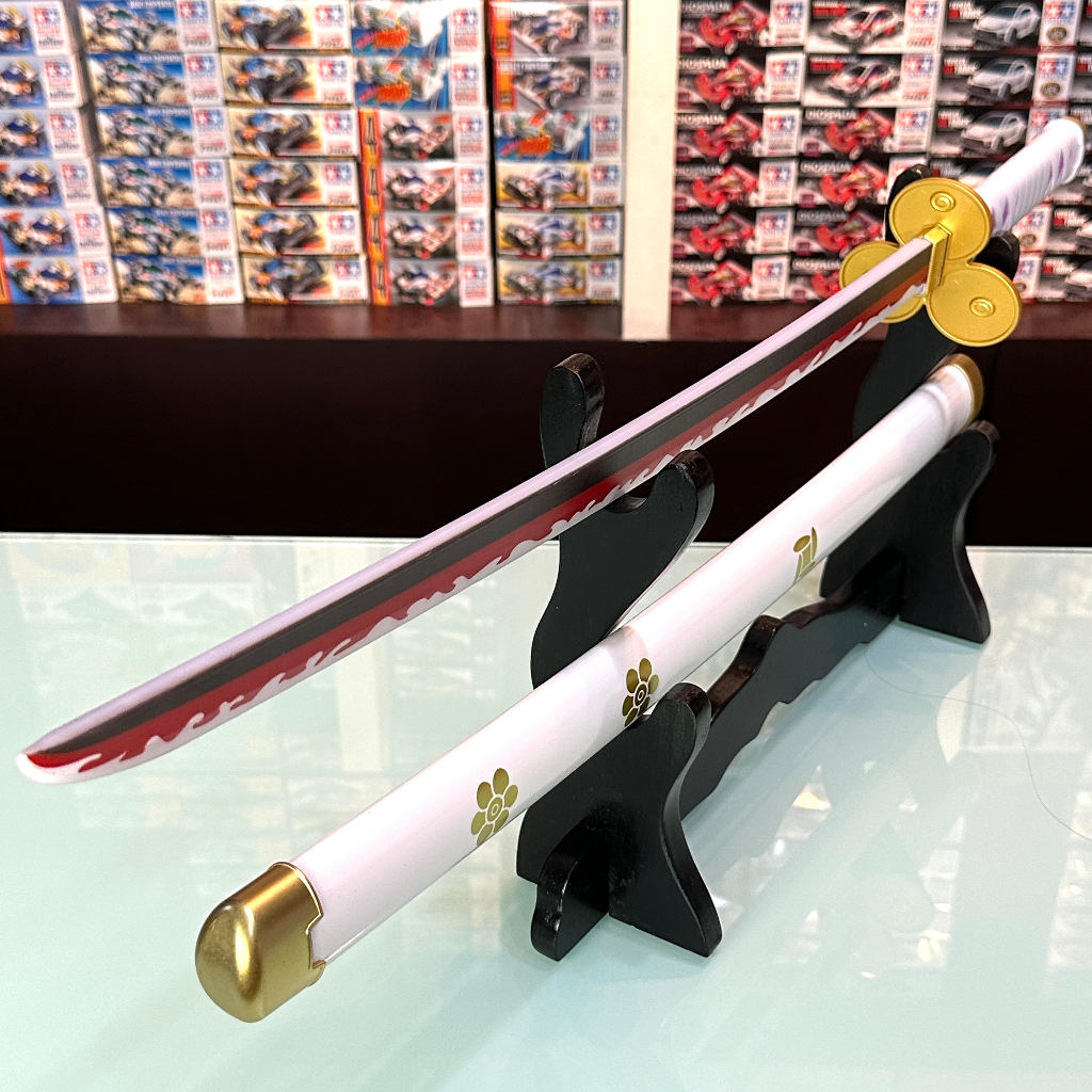 Mainan Anak Samurai Katana Plastik One Piece (Bunyi &amp; Nyala Lampu)