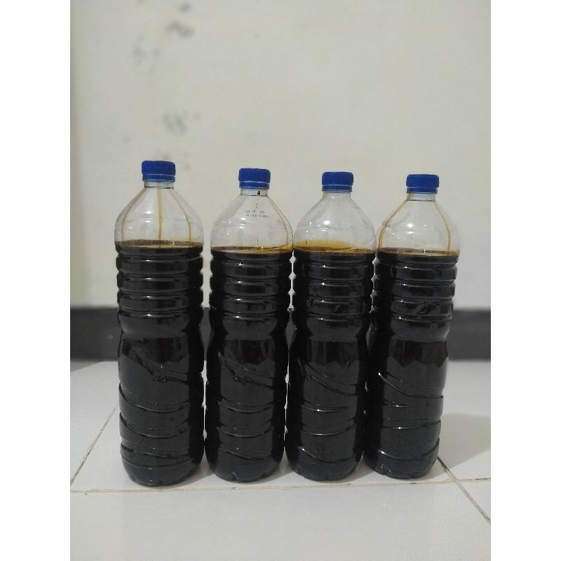 

molase//tetes tebu murni// kemasan botol 1.5ltr berat 1.8kg