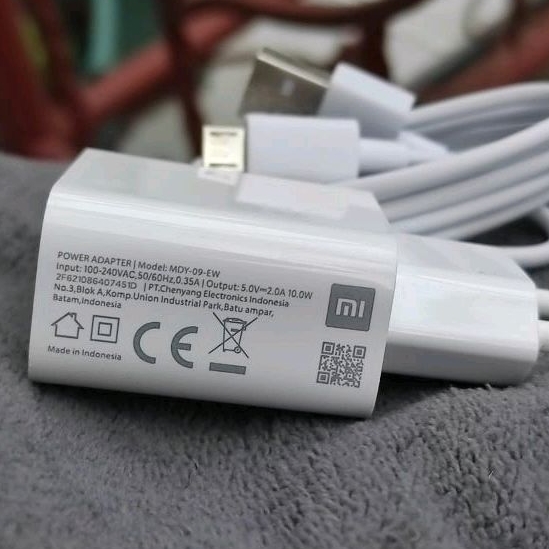 CHARGER XIAOMI 10 WATT 2A ORIGINAL MICRO USB DAN TYPE C ( second / bekas )