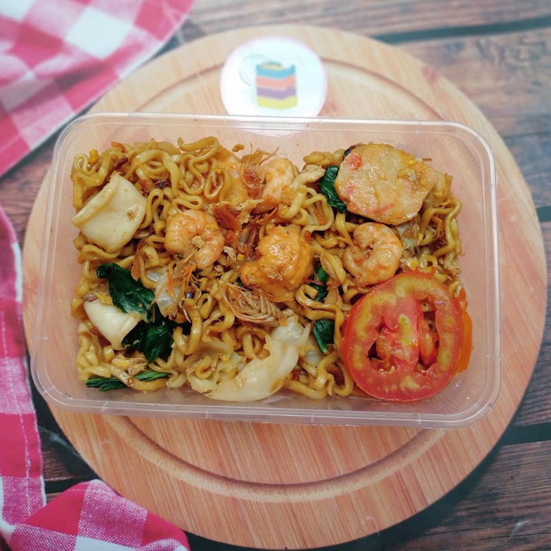 Mie Goreng ayam seafood Lauk siap Saji ready to eat Catering Harian Bekasi