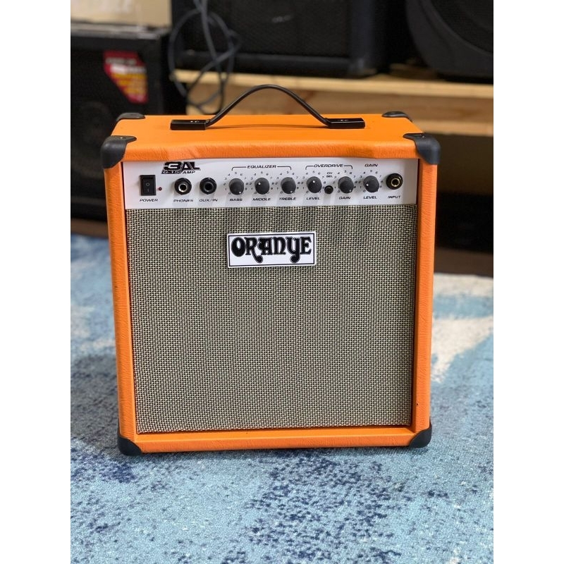 Amplifier gitar dan bass 8 inch