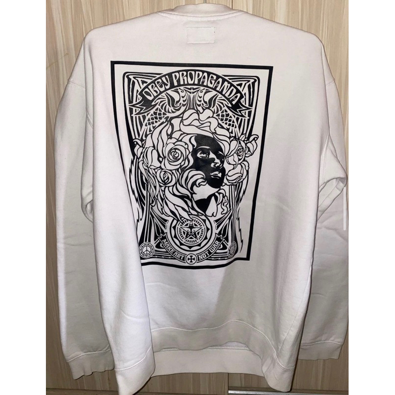Crewneck Obey Propaganda