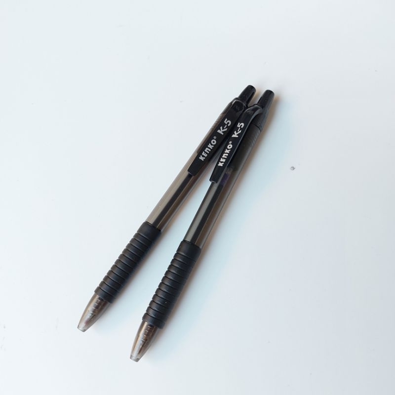 

Pulpen Gel Hitam Kenko K-5 1 Buah