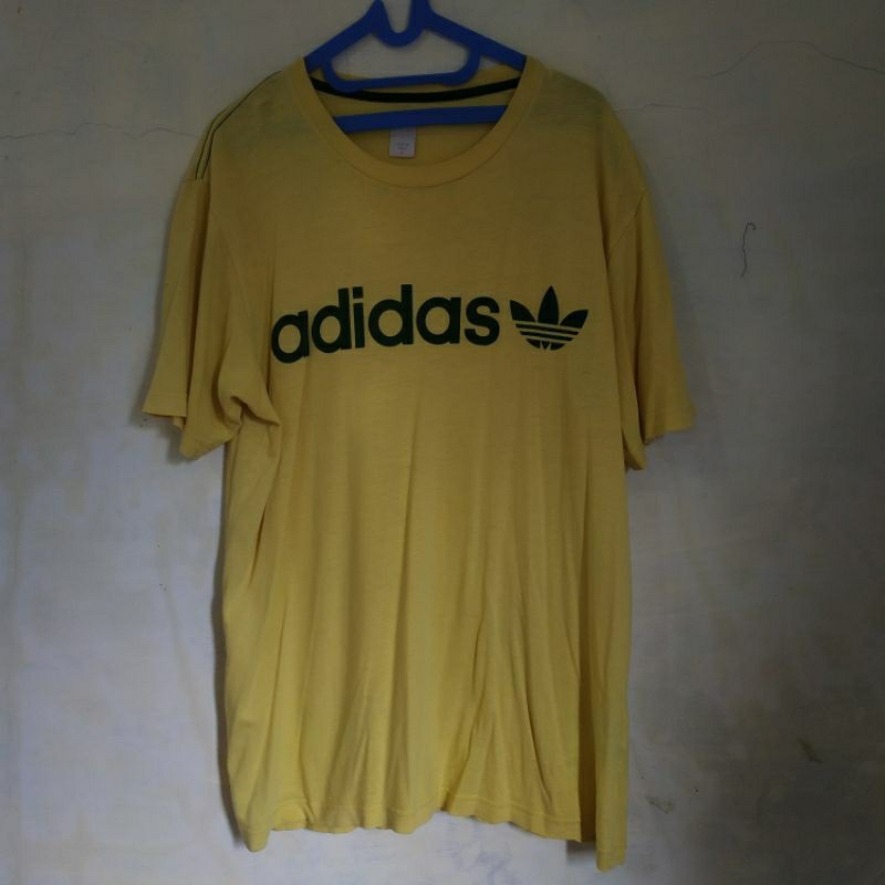 Kaos Adidas Vintage