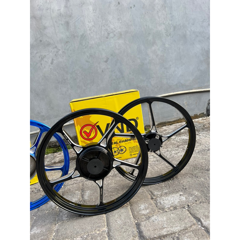 Velg VND AK55 160 185 17 hitam dan biru