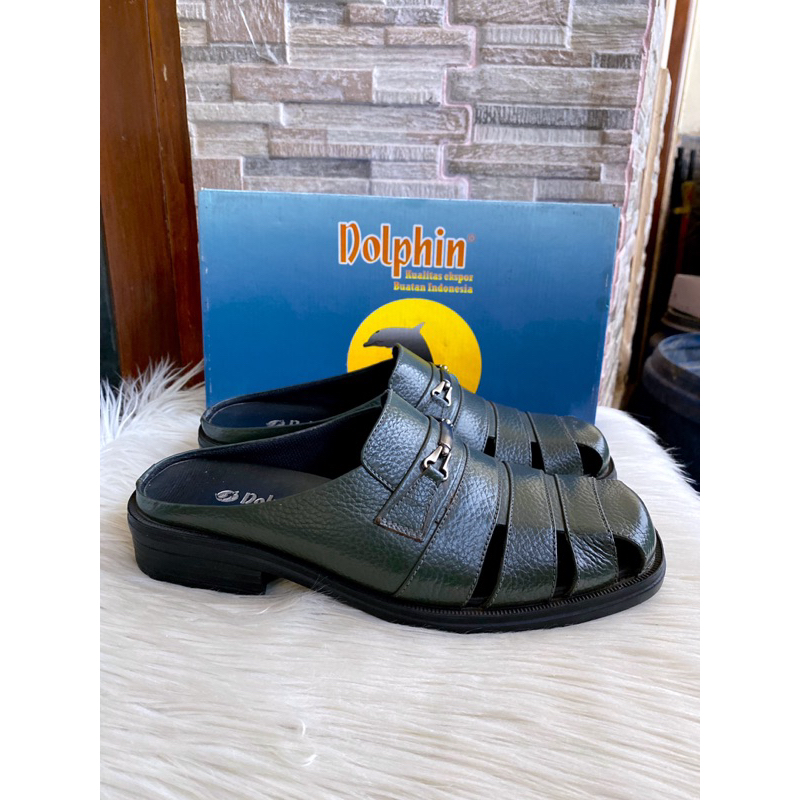 PSPGN.CO | ORIGINAL BRAND DOLPHIN 8101 OLIVE SELOP KULIT PRIA BUSTONG MULES TUTONG SLIDE FORMAL SUPE