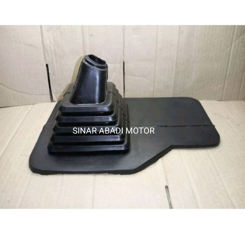 karet tutup tongkat tuas persneling feroza