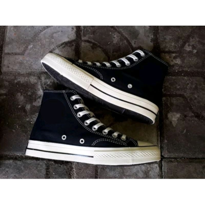 Sepatu Boots Pria Wanita Sekolah Hitam Putih Terbaru Sneakers