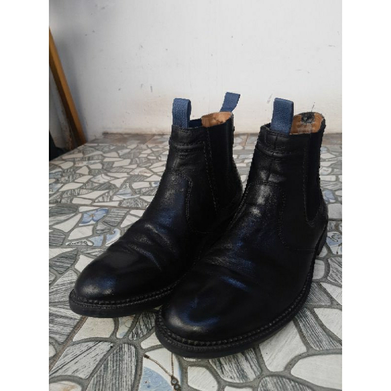 chelsea boots clarks original