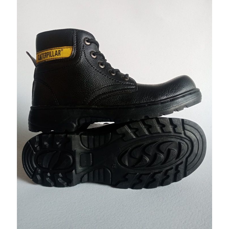 Sepatu safety boots, safety kerja proyeksafety anti slip seaptu ujung besi