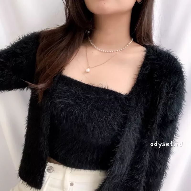 CROP TANK TOP TANKTOP ATASAN WANITA DEWASA GADIS MUDA BELIA REMAJA CEWEK CEWE BULU FUR TANGAN LENGAN PANJANG SET 2 IN 1 WINTER SPRING AUTUMN MUSIM DINGIN BAJU HANGAT IMPOR IMPORT BAHAN POLOS