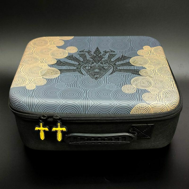 The Legend of Zelda: Tears of the Kingdom Travel Bag Grey + [Protective Case (di dalam)]