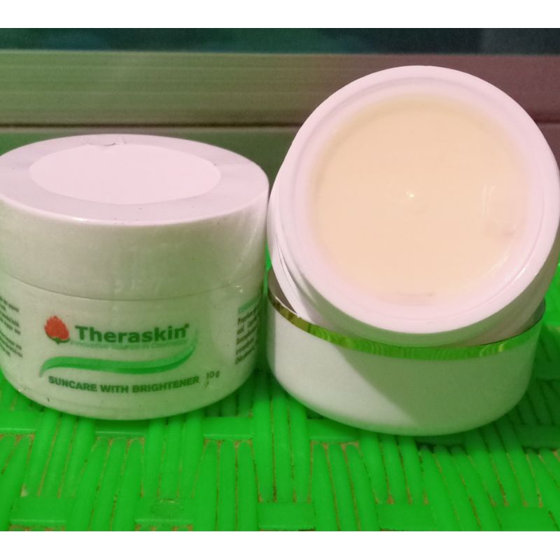 SIANG MALAM SUPER GLOWING THERASKIN