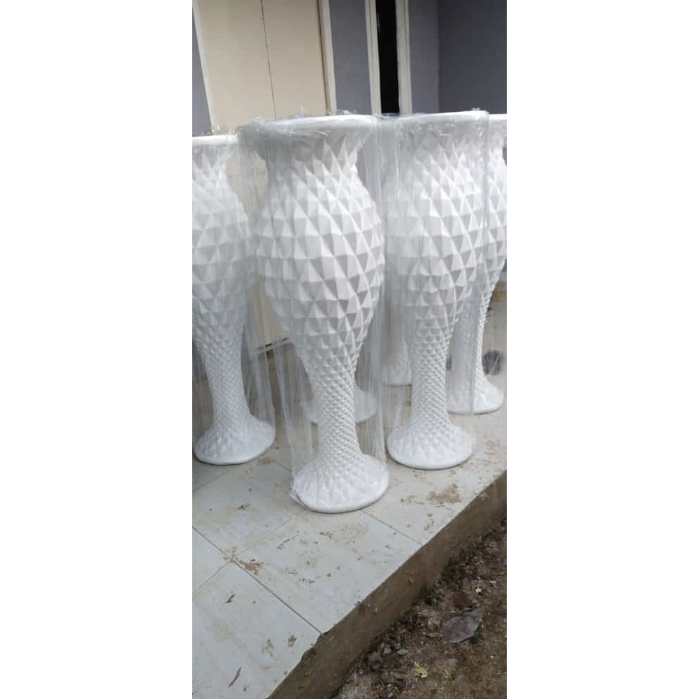 vas bunga dekorasi pelaminan