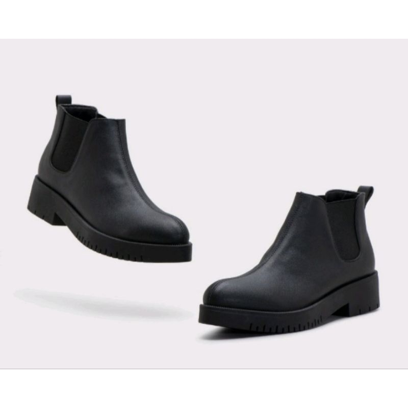 Adorable Project Boots