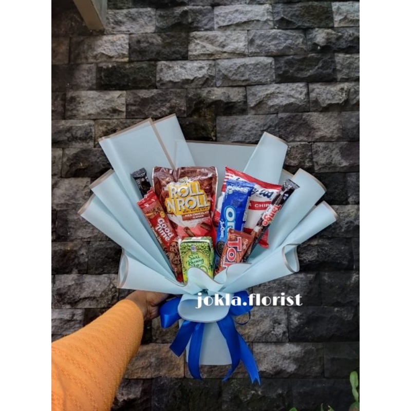 Buket Snack Jajanan Bouquet murah Jogja Klaten wisuda Ultah Valentine Custom