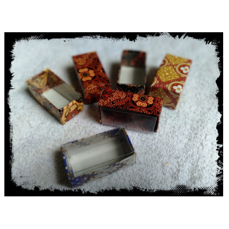 

TERLARIS box souvenir hampers kado pernikahan gift box box mika souvenir 5x2x2 cm box packing kotak souvenir box mini kotak kecil box - Paling Dicari