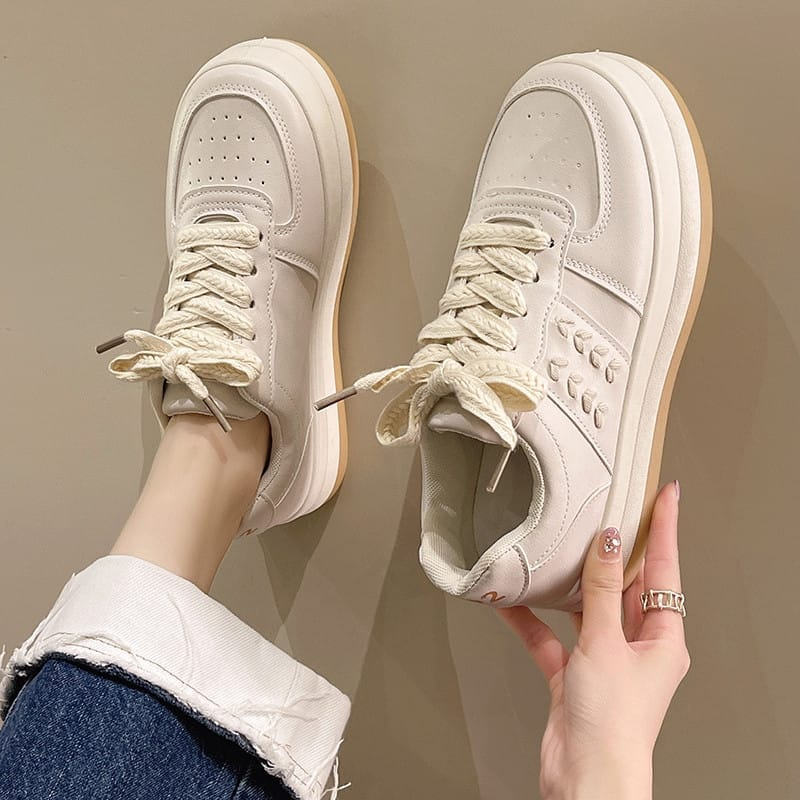 FREE BOX Sepatu Wanita Sneakers Wanita Premium Quality Model Terbaru Korea Style LV0264