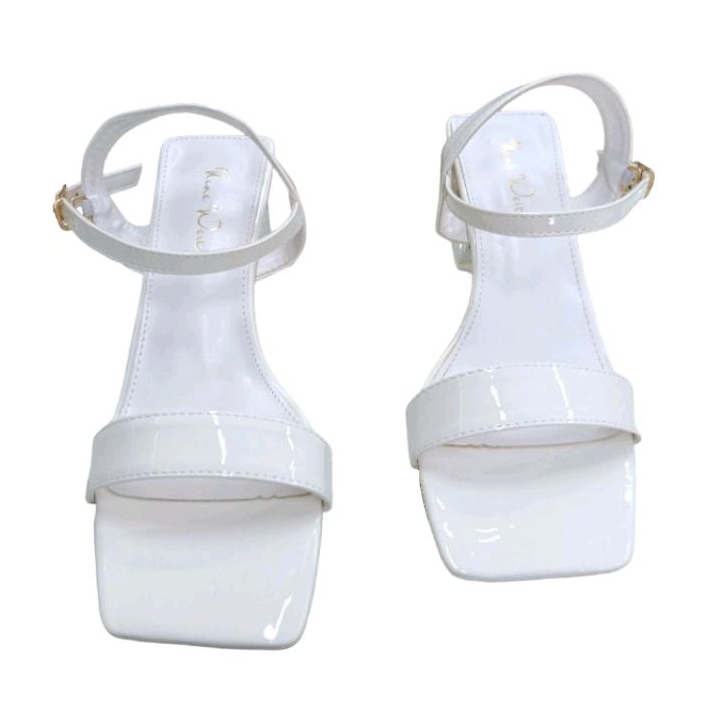 Sandal tali wanita nine west