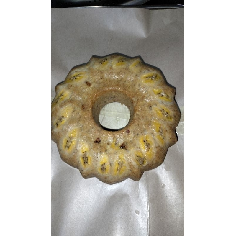 

BOLU PISANG KUKUS DIAMETER 24CM