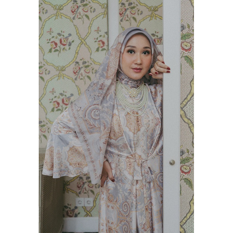 Jilbab Pelangi asmara “THE LAMADAME SERIES”