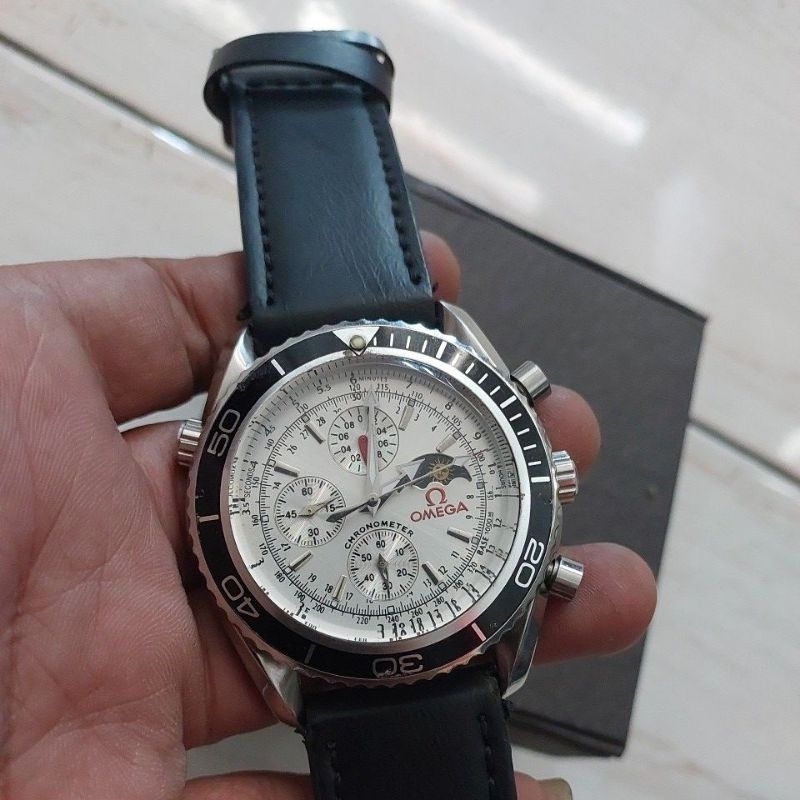 jam tangan chronograph Omega seamaster preloved second bekas