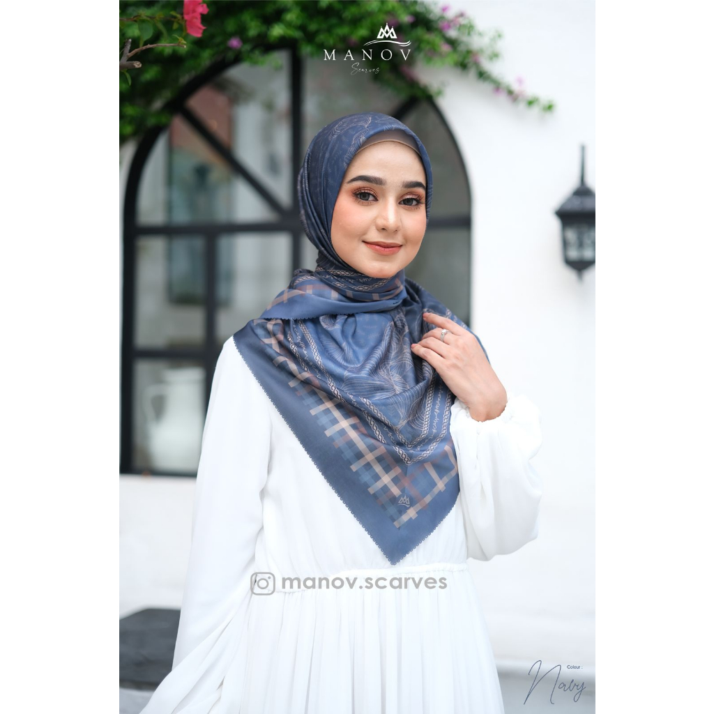 Hijab Branded Manov - Scarves Parismas Edition - Ultrafine Comfy 2 tone 115 x 115 cm Lase Cut
