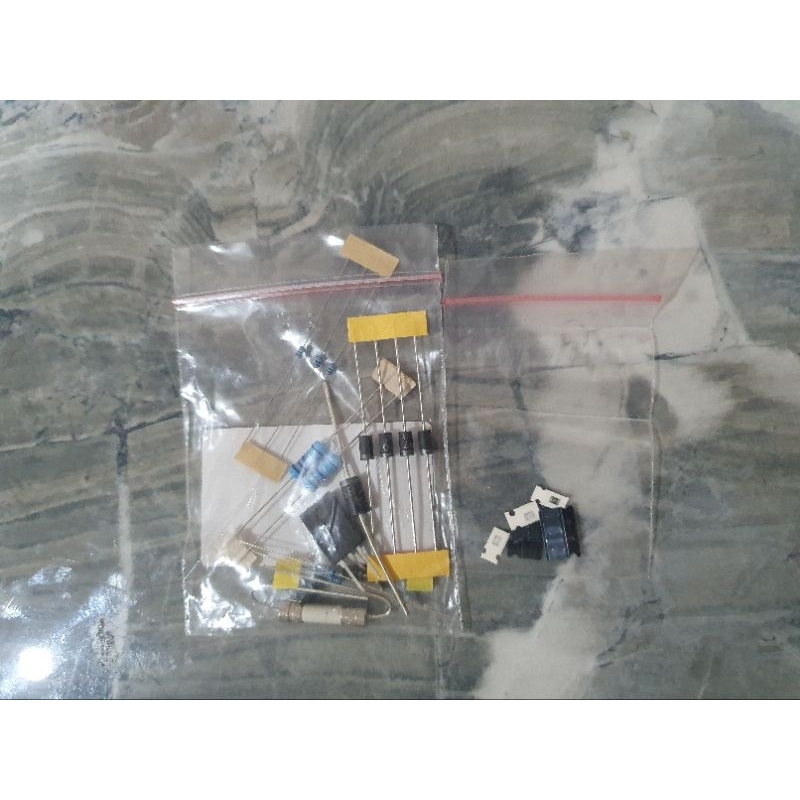 ID KOMPONEN TR DIODA IC SMD RESTAN FUSE POWER TV LED SHARP ORIGINAL 32/40