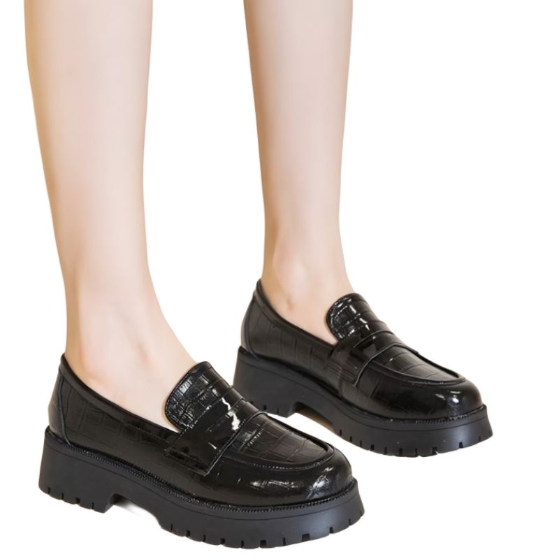 Sepatu Docmart Wanita Yuri Loafers Mary Janes Fashion Import NS602