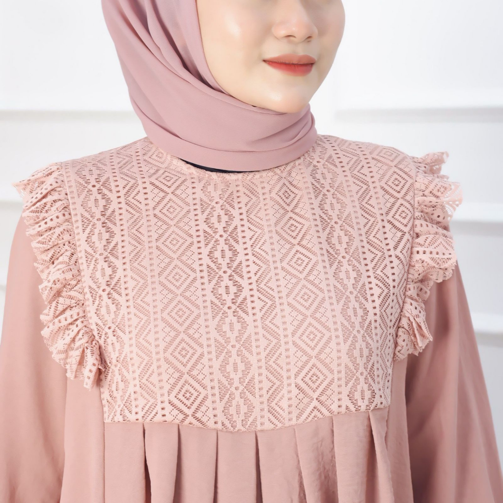 Ayasha Hijab - Hanaa Blouse Blus Brukat Crincle Korean Style Baju Kondangan Wanita Ld 120