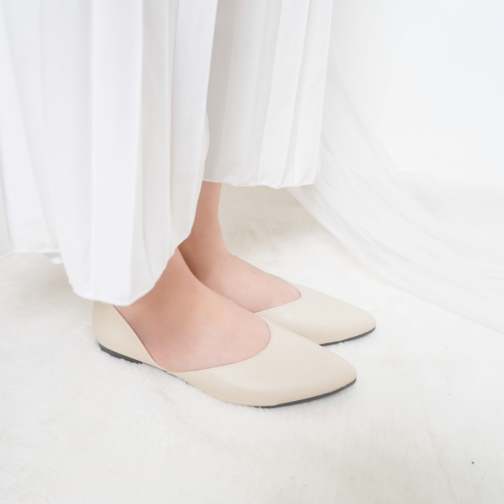 Adarastore - Lapepa AILEEN Sepatu Flat Wanita Casual Sepatu Kerja Ballerina Cewek Flatshoes Lancip Kekinian