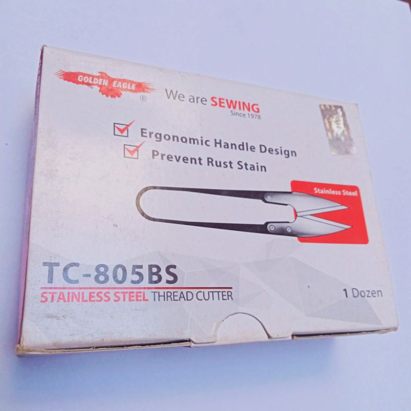 1 Box GUNTING STAINLESS STEEL TC - 805BS Hitam / Gunting Benang 1 Box (isi 12pcs)