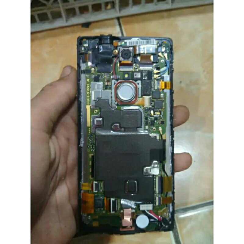 mesin hp Fujitsu Arrows NX f01f normal udh tested