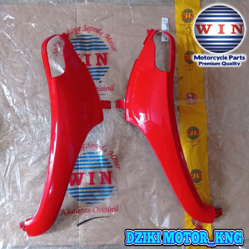 Legshield Luar Sayap Depan Honda Scoopy Fi K16 2013-2016 Merek WIN Sayap Scoopy