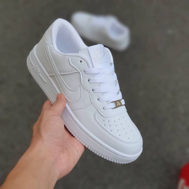 SNEAKERS FASHION PRIA WANITA TERBARU 2023 PUTIH POLOS SIZE 36-36/SEPATU PUTIH POLOS MODEL BARU/SEPATU OLAH RAGA PRIA DEWASA/SEPATU LARI WANITA KEKINIAN/SEPATU BASKET/SEPATU JOGGING/SEPATU SNEAKERS KEKINIAN/SEPATU CASUAL FULL WHITE/SEPATU KULIAH TREND COD