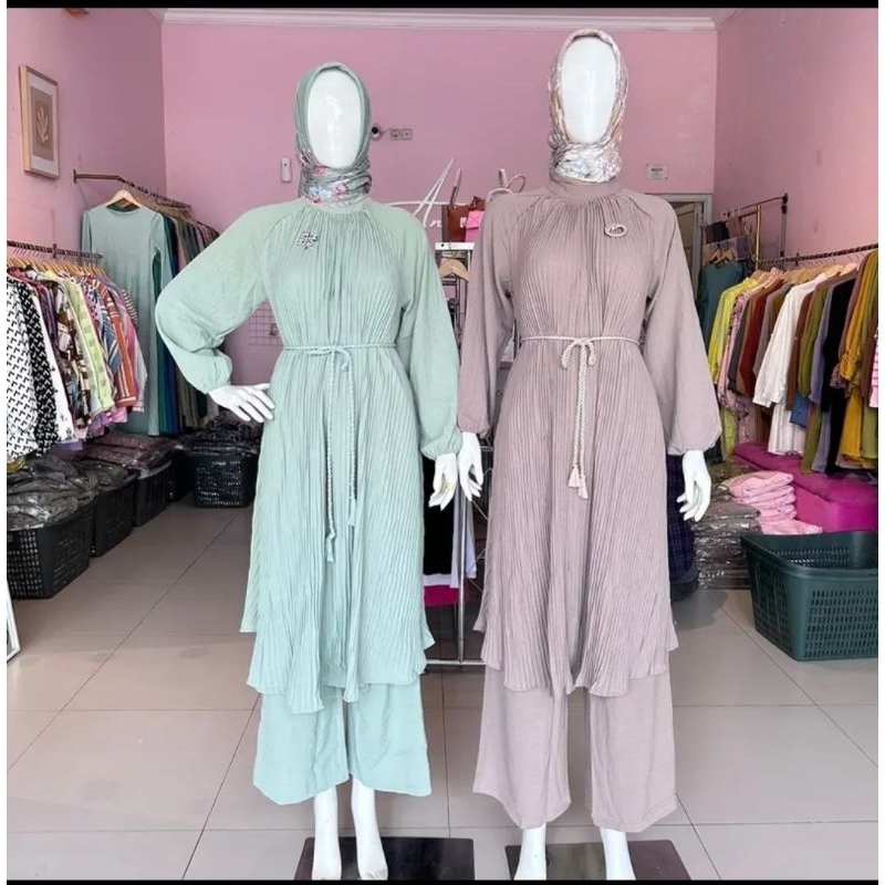 FAHIRA ONE SET BY ANEMI